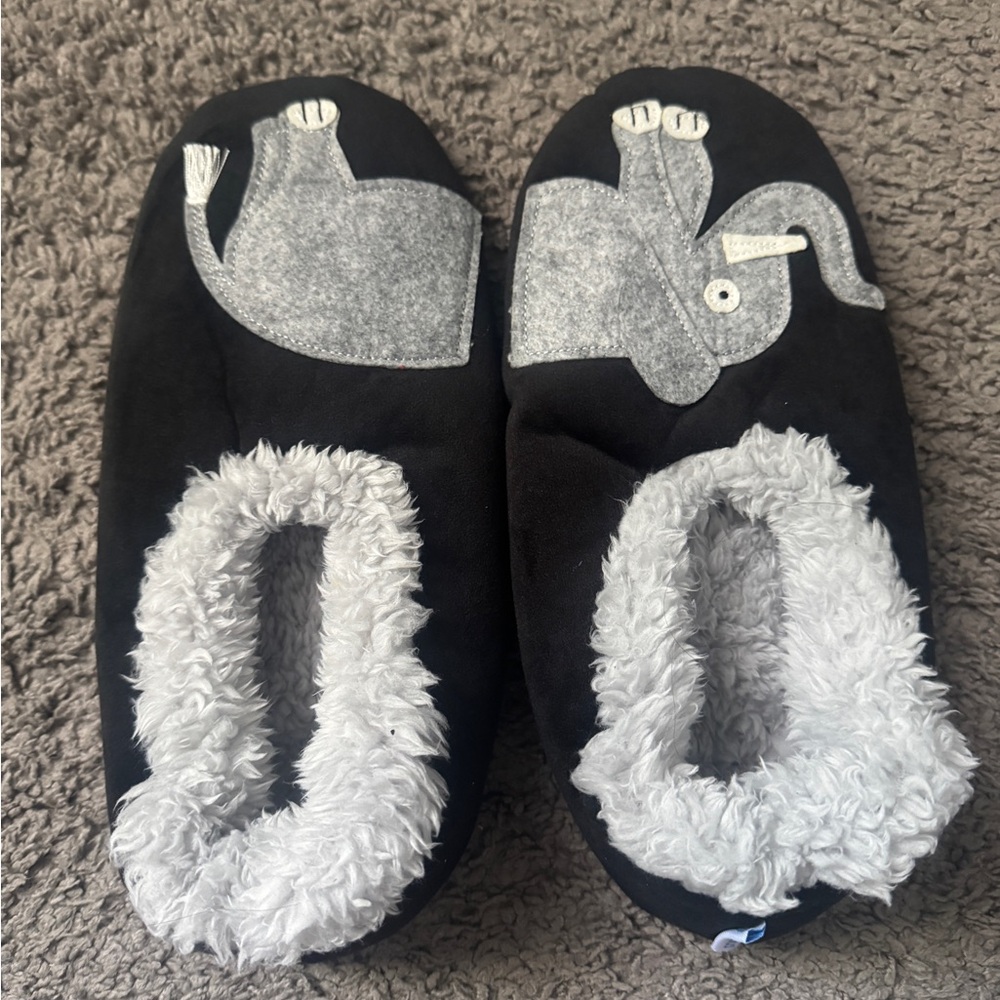 Cozy Elephant Kids Slippers - Black and Gray